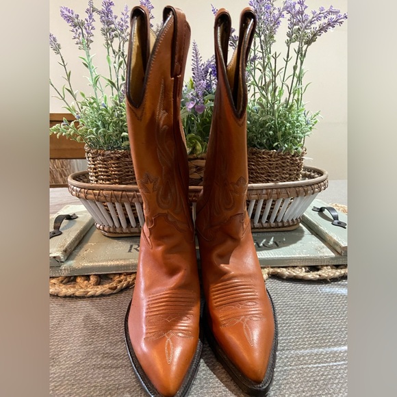 Justin Boots Shoes - Justin Boots Tan Leather Western Footwear